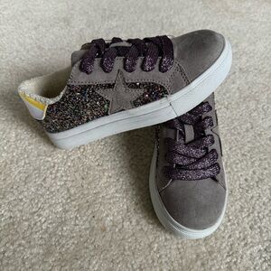 Steve Madden Sneakers